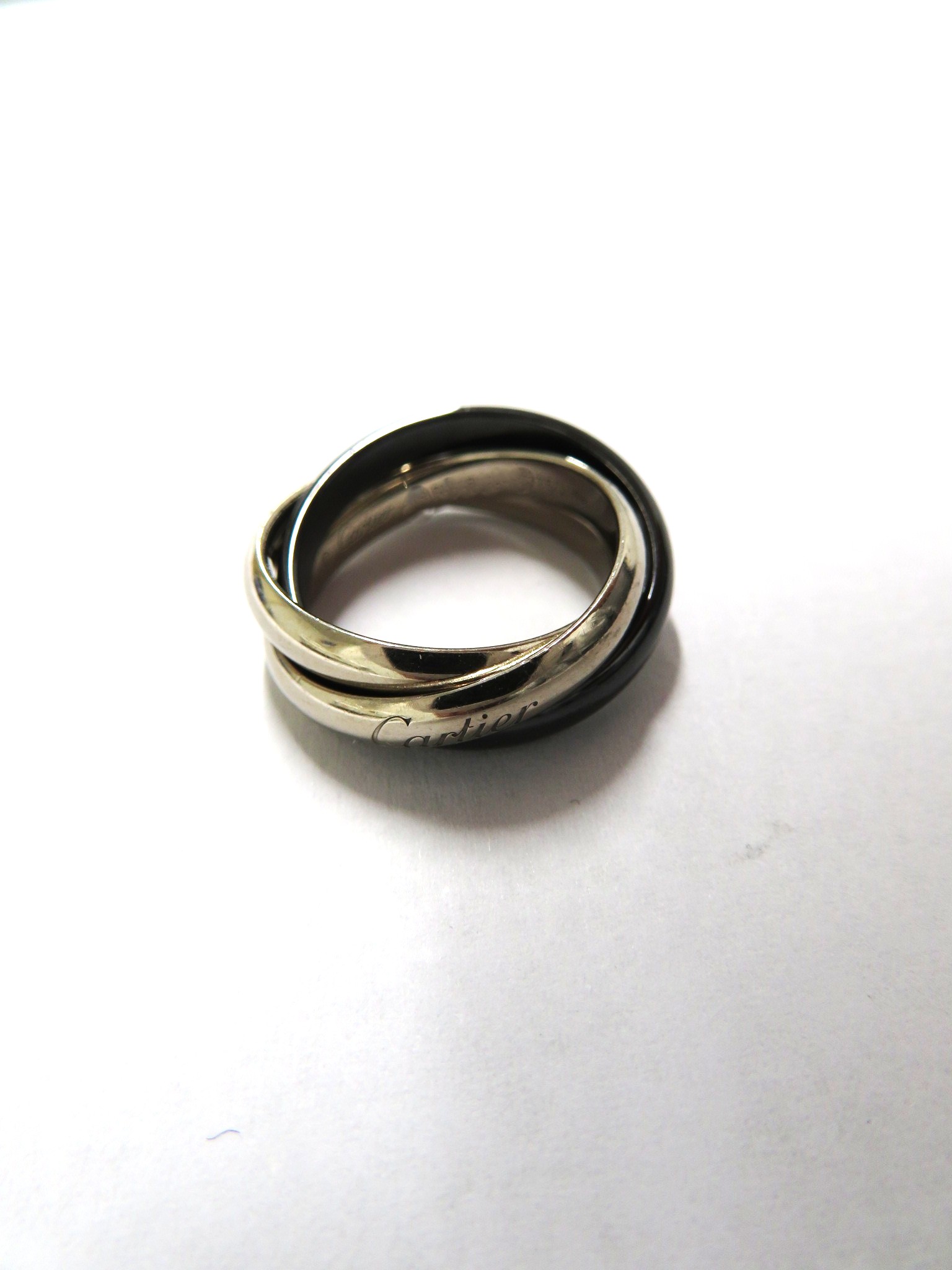 カルティエ トリニティリング WG/セラミック